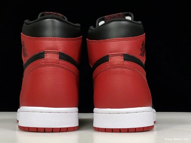 555088-001 Jordan 1 Air Banned OG High Retro 0815